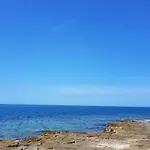 The Sunny Side 아파트 *