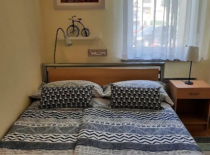 The Sunny Side Apartman